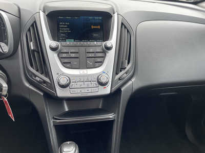 2017 Chevrolet Equinox, $11491. Photo 8