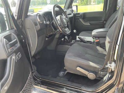 2016 Jeep Wrangler Unlimited, $17896. Photo 5