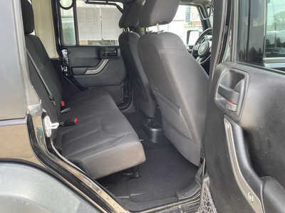 2016 Jeep Wrangler Unlimited, $17896. Photo 12
