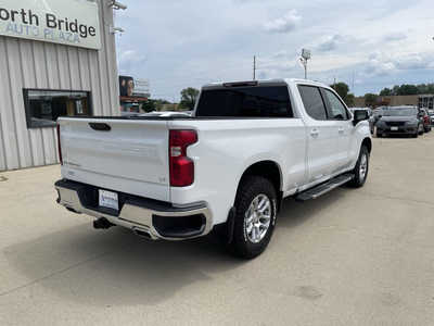2022 Chevrolet 1500 Crew Cab, $29946. Photo 4