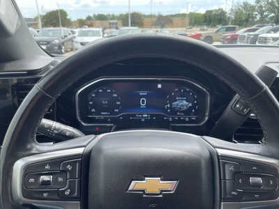 2022 Chevrolet 1500 Crew Cab, $29946. Photo 7