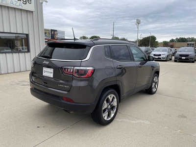 2020 Jeep Compass, $17587. Photo 4