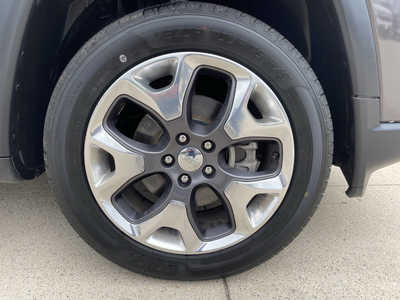 2020 Jeep Compass, $17587. Photo 10