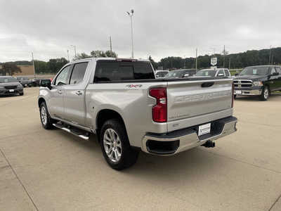 2022 Chevrolet 1500 Crew Cab, $35865. Photo 3