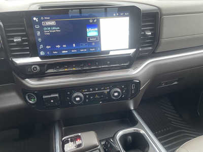 2022 Chevrolet 1500 Crew Cab, $35865. Photo 8
