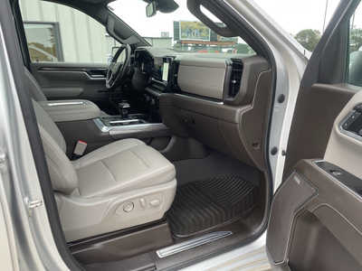 2022 Chevrolet 1500 Crew Cab, $35865. Photo 11