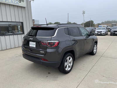 2019 Jeep Compass, $12886. Photo 4