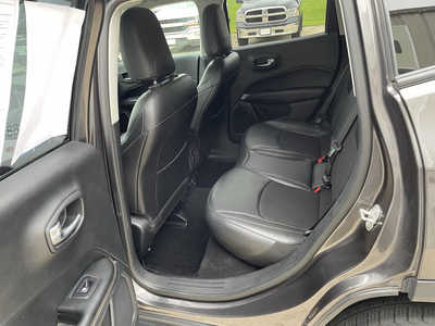 2019 Jeep Compass, $12886. Photo 6