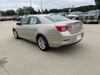 2015 Chevrolet Malibu, $8985. Photo 3