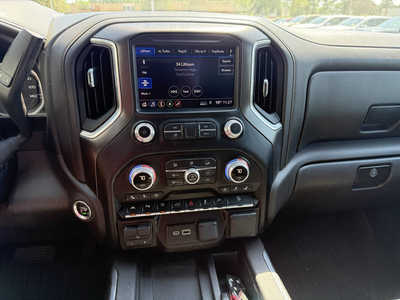 2019 GMC 1500 Crew Cab, $33592. Photo 8