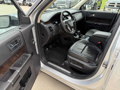2019 Ford Flex, $19745. Photo 5