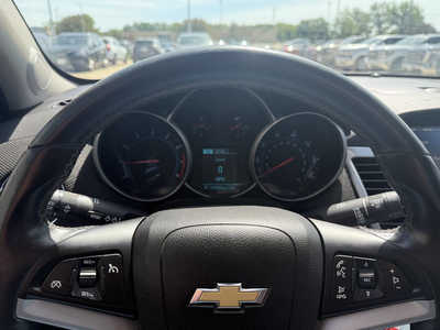 2014 Chevrolet Cruze, $9346. Photo 7