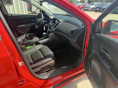 2014 Chevrolet Cruze, $9346. Photo 12