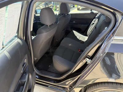 2014 Chevrolet Cruze, $8485. Photo 6