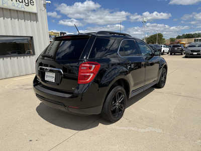 2017 Chevrolet Equinox, $11644. Photo 4