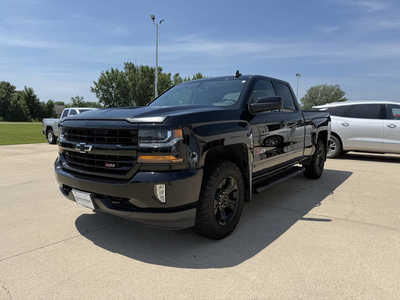2018 Chevrolet 1500 Ext Cab, $27752. Photo 2