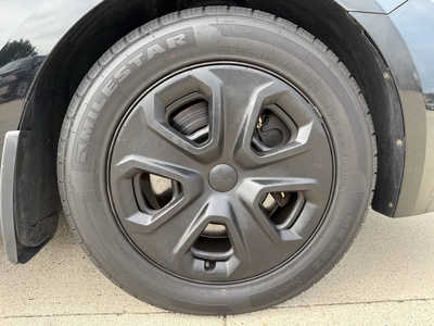 2013 Ford Taurus, $7974. Photo 10