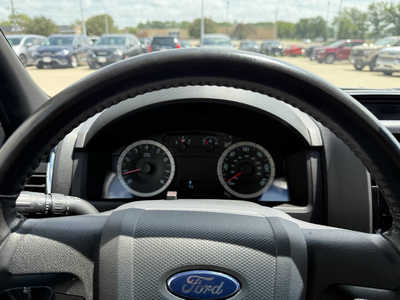 2012 Ford Escape, $4975. Photo 7