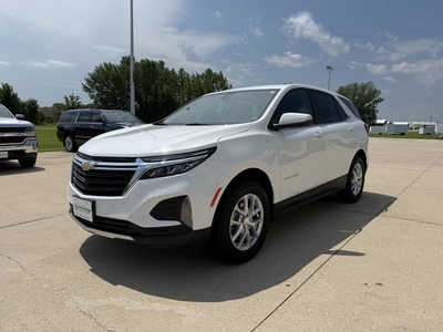 2024 Chevrolet Equinox, $25965. Photo 2