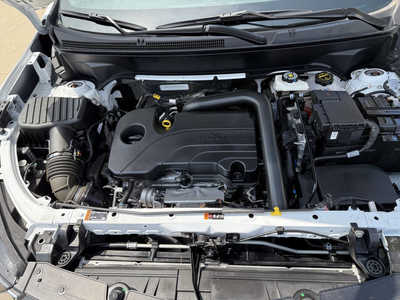 2024 Chevrolet Equinox, $25965. Photo 9