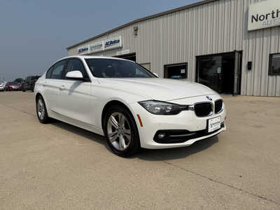 2017 BMW 3 Series, $16978. Photo 1