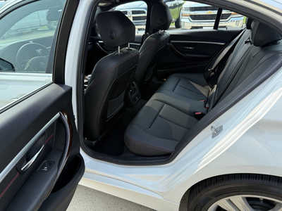 2017 BMW 3 Series, $16978. Photo 6