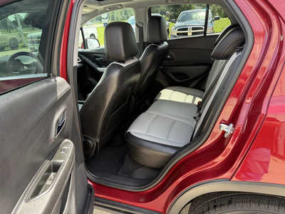 2019 Chevrolet Trax, $15995. Photo 6