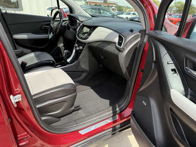2019 Chevrolet Trax, $15995. Photo 11