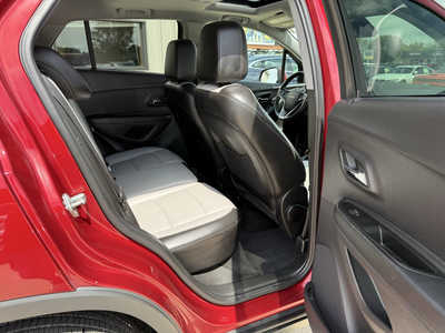2019 Chevrolet Trax, $15995. Photo 12