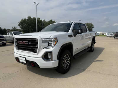 2021 GMC 1500 Crew Cab, $38795. Photo 2