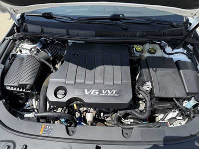 2016 Buick LaCrosse, $11981. Photo 9