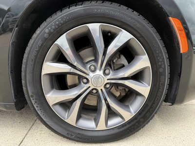 2018 Chrysler Pacifica, $19988. Photo 11
