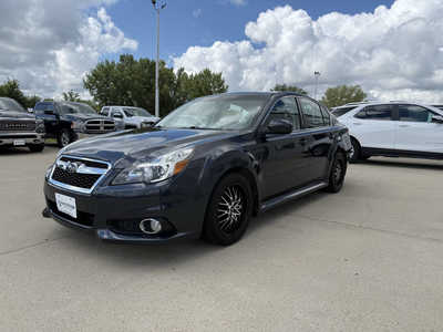 2013 Subaru Legacy, $7386. Photo 2