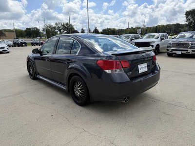 2013 Subaru Legacy, $7386. Photo 3