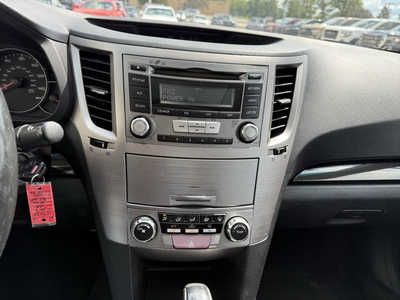 2013 Subaru Legacy, $7386. Photo 8