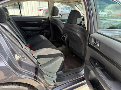 2013 Subaru Legacy, $7386. Photo 12