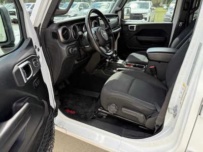 2018 Jeep Wrangler Unlimited, $20367. Photo 5