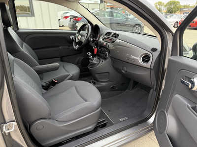 2012 Fiat 500 Pop, $5988. Photo 11