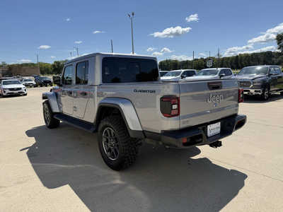 2020 Jeep Gladiator, $27984. Photo 3
