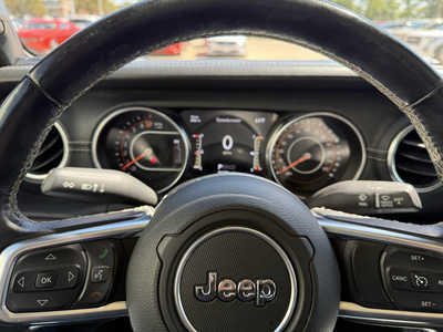 2020 Jeep Gladiator, $27984. Photo 7