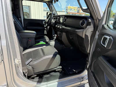 2020 Jeep Gladiator, $27984. Photo 11