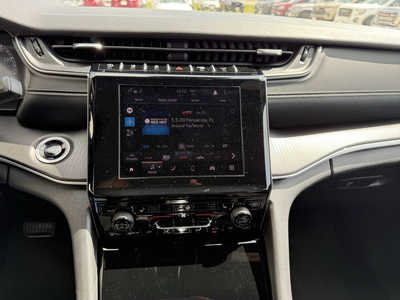 2024 Jeep Grand Cherokee L, $33656. Photo 9
