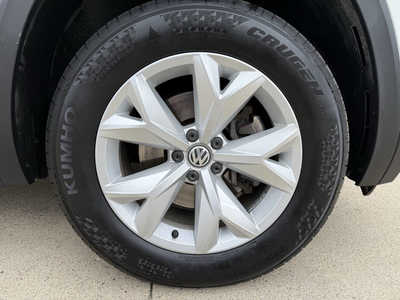 2018 Volkswagen Atlas, $13488. Photo 11