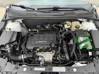 2015 Chevrolet Cruze, $7988. Photo 9