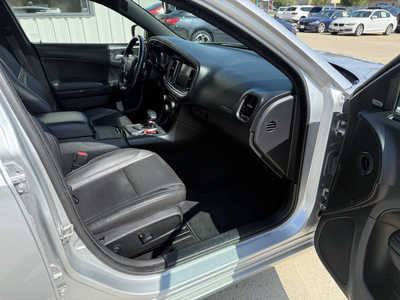 2020 Dodge Charger, $25971. Photo 11