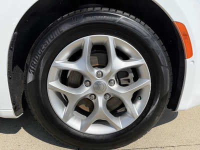 2019 Chrysler Pacifica, $16564. Photo 10