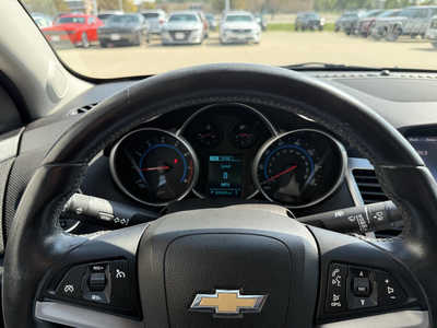 2015 Chevrolet Cruze, $9994. Photo 7