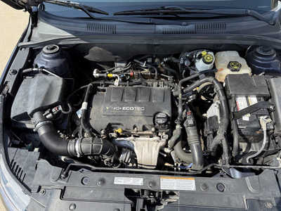 2015 Chevrolet Cruze, $9994. Photo 9