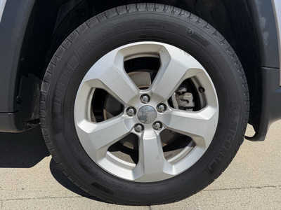 2018 Jeep Compass, $13984. Photo 10