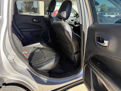 2018 Jeep Compass, $13984. Photo 12